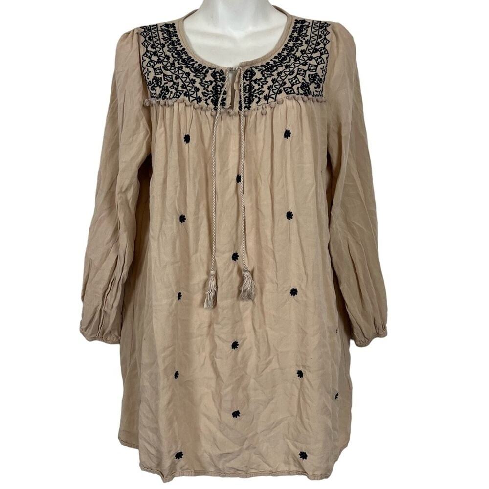 Umgee USA Beige & Navy Blue Tunic Embroidered Long Sleeve Top Blouse Shirt sz M